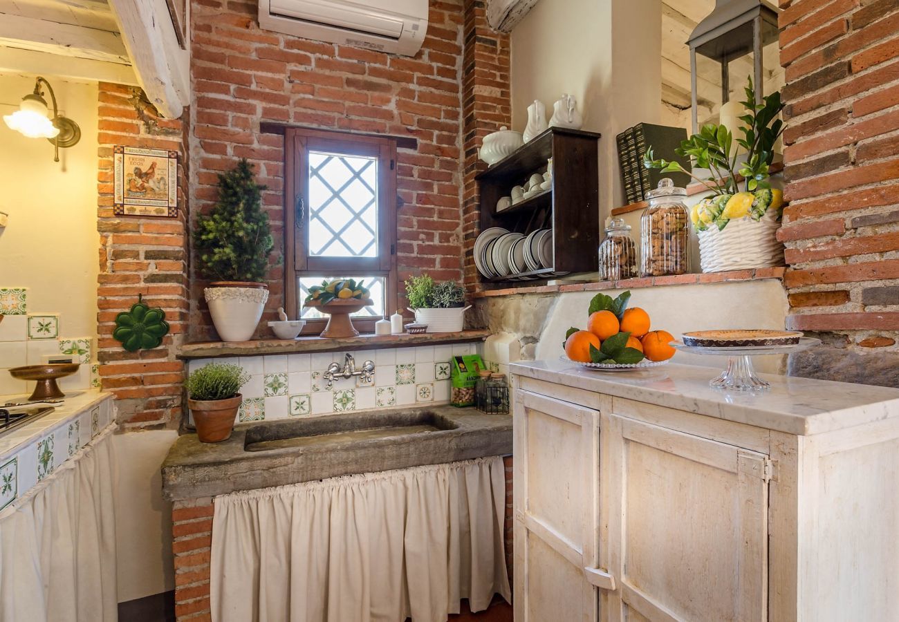 Villa a Uzzano - Rosyabate Cottage