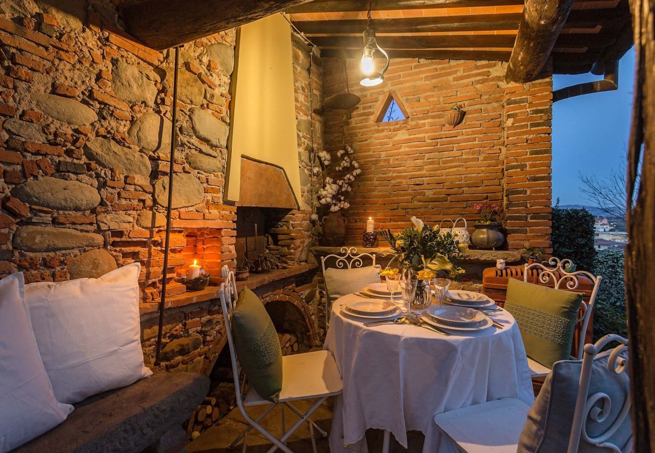 Villa a Uzzano - Rosyabate Cottage