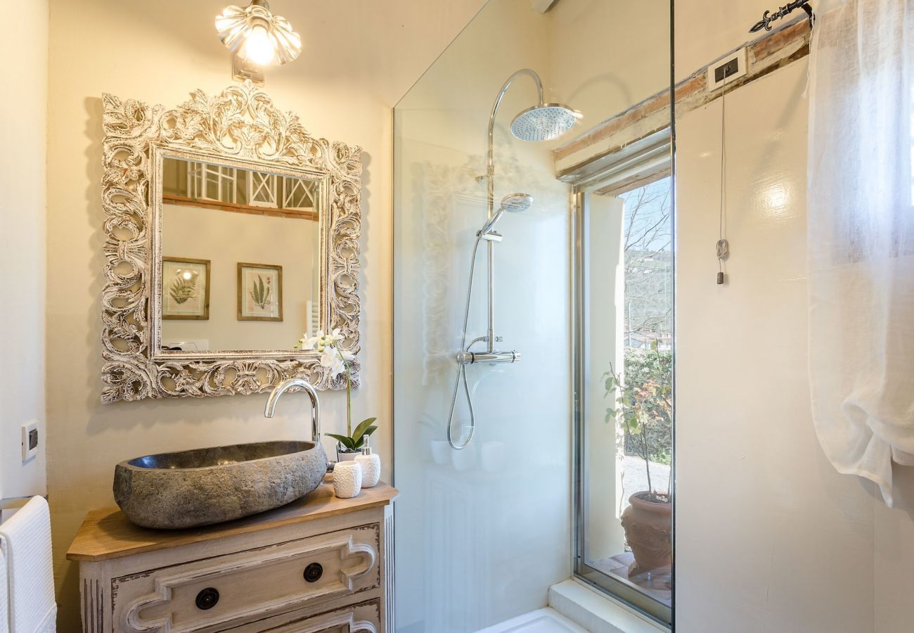 Villa a Uzzano - Rosyabate Cottage