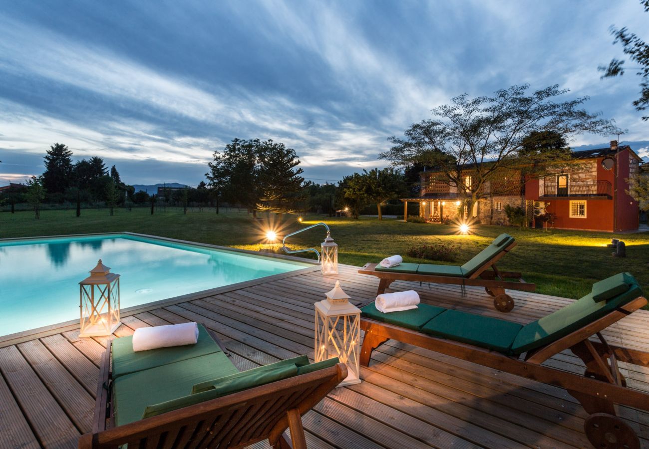 Villa a Monte San quirico - Villa sul Fiume