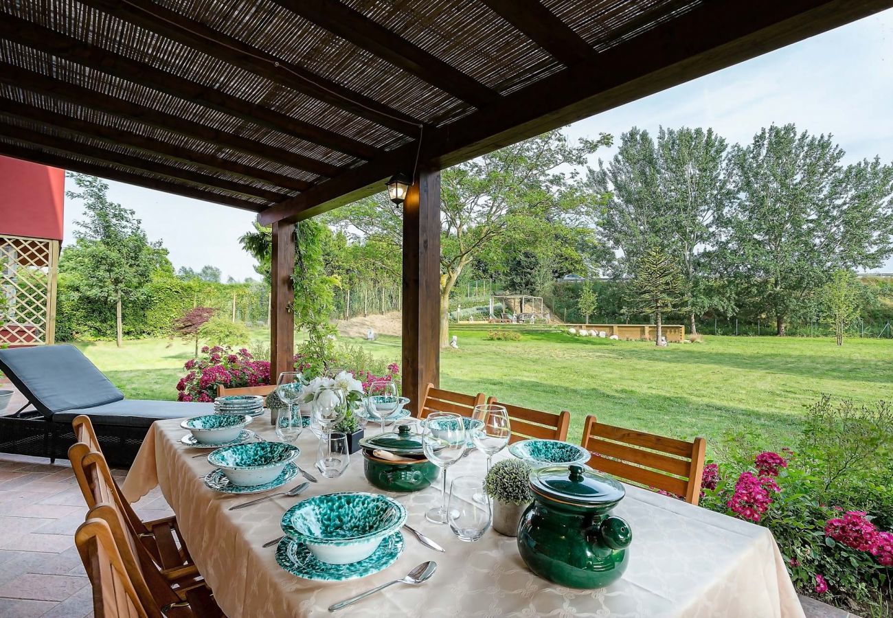 Villa a Monte San quirico - Villa sul Fiume