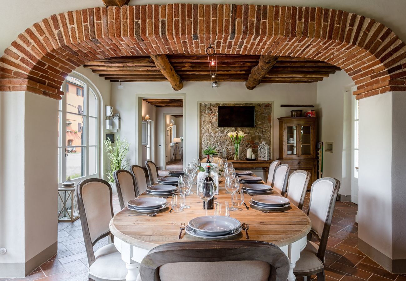 Villa a Monte San quirico - Villa sul Fiume