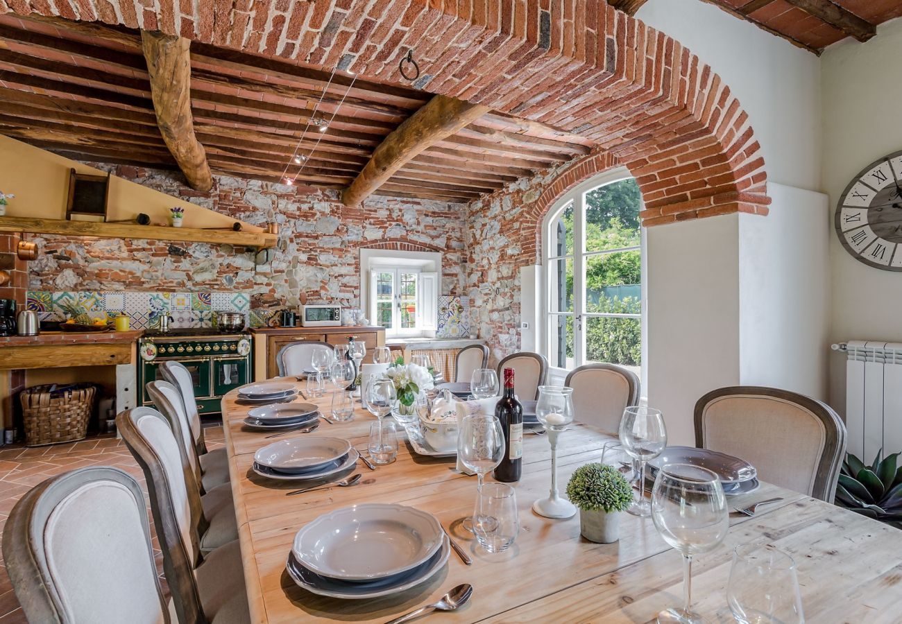 Villa a Monte San quirico - Villa sul Fiume