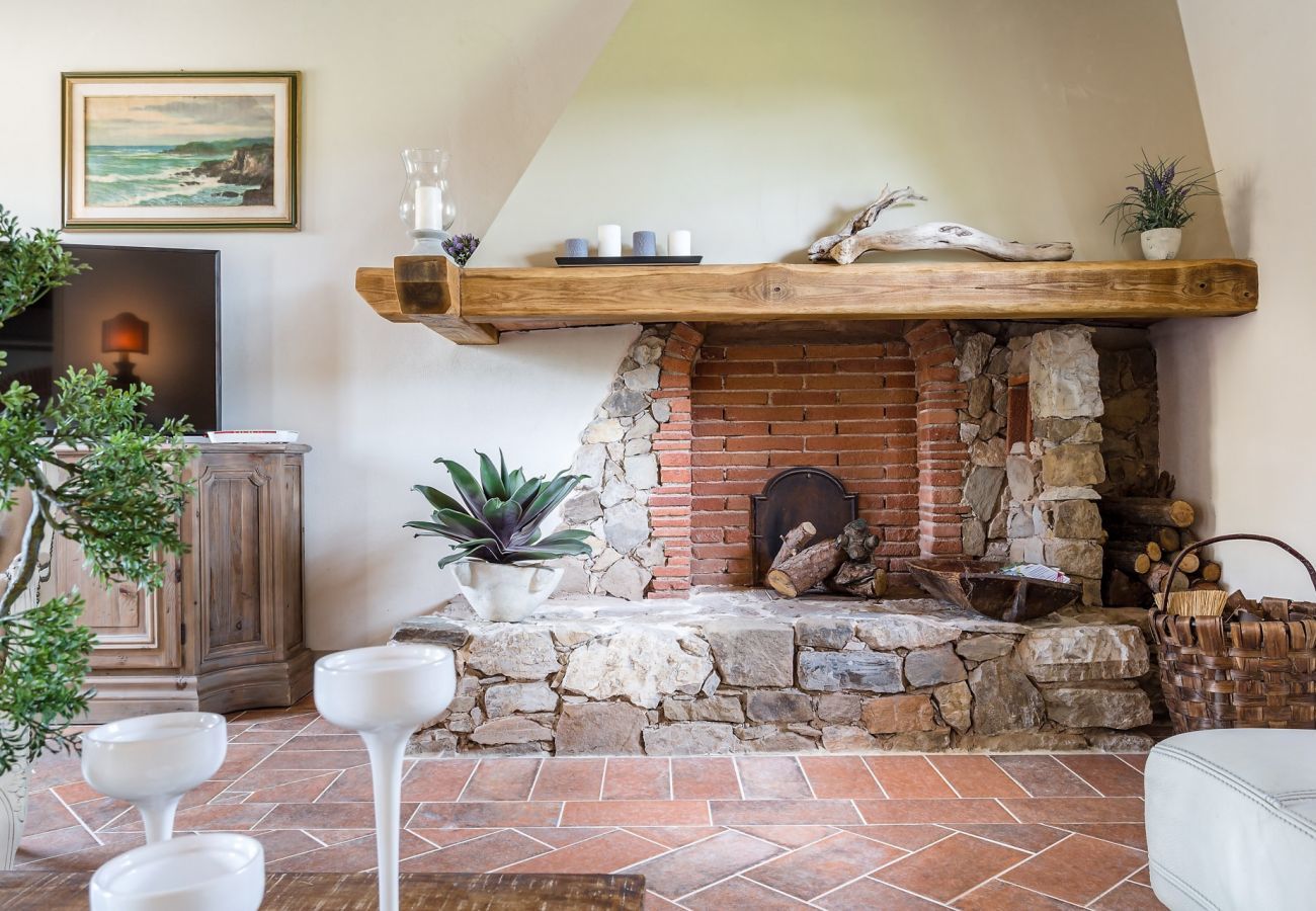 Villa a Monte San quirico - Villa sul Fiume