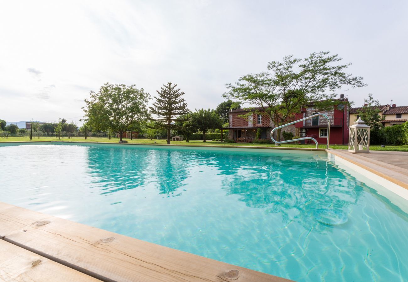 Villa a Monte San quirico - Villa sul Fiume