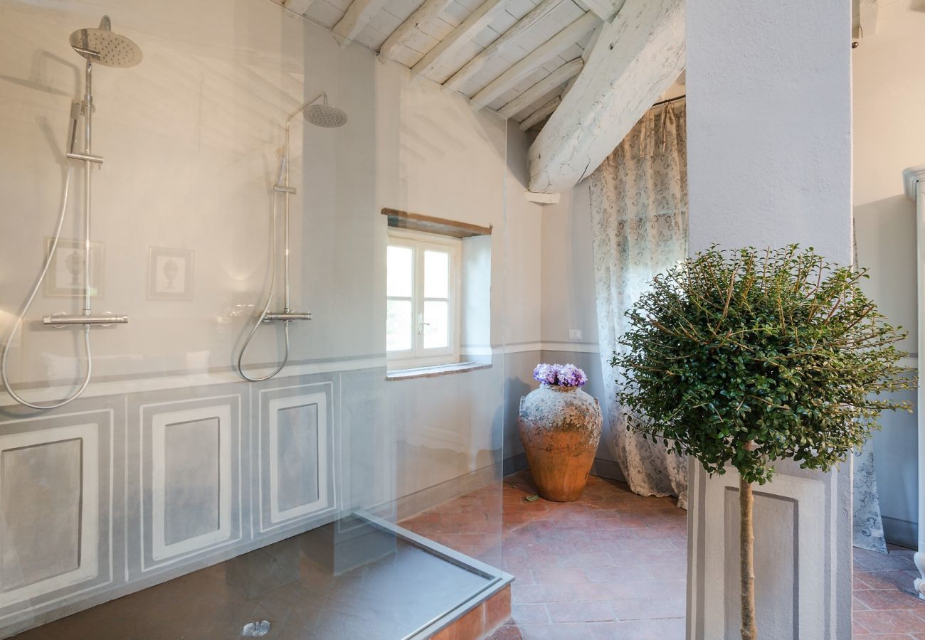 Villa a Capannori - Villa Valgiano