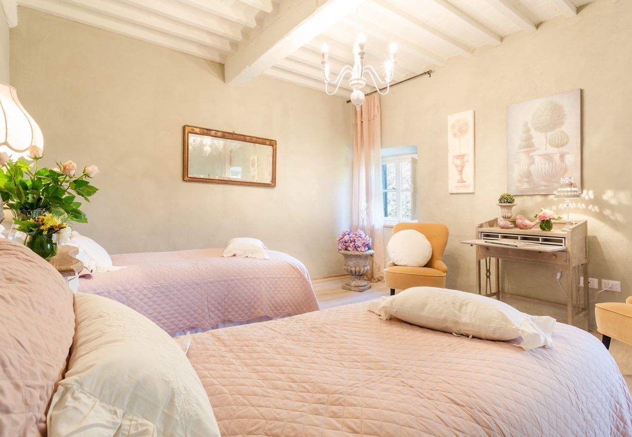 Villa a Capannori - Villa Valgiano