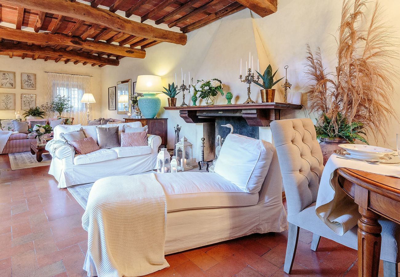 Villa a Vorno - Villa Viola Residenze Seicento