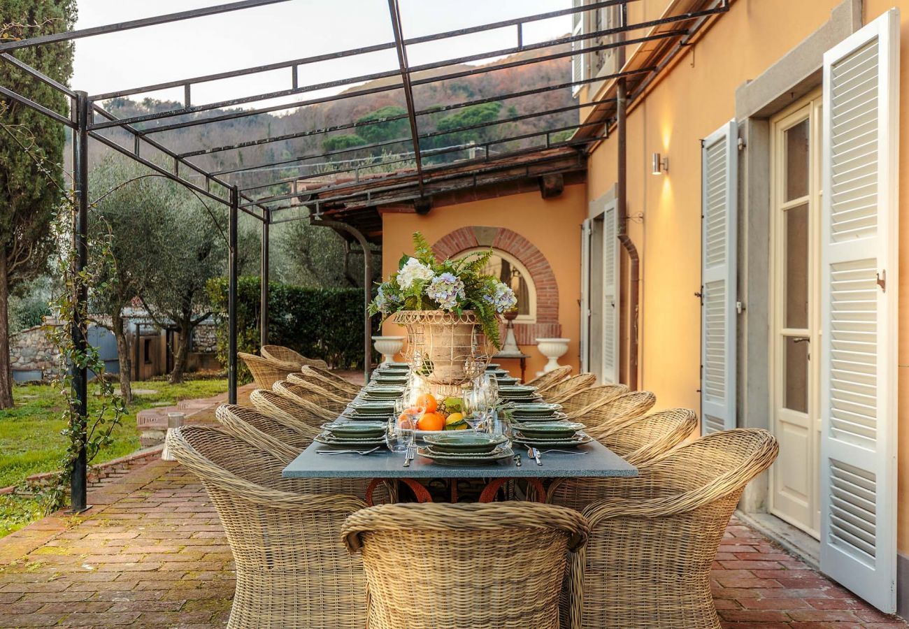 Villa a Maggiano - Charming & Luxury 10 Bedrooms VILLA MEDEA Close to the City Centre of Lucca