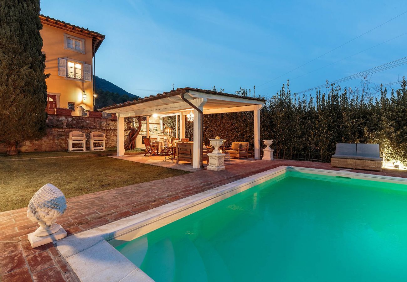 Villa a Maggiano - Charming & Luxury 10 Bedrooms VILLA MEDEA Close to the City Centre of Lucca