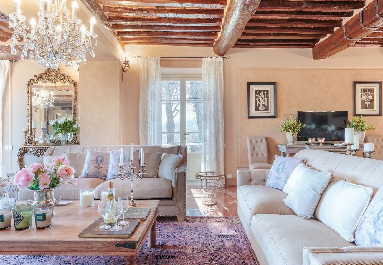 Villa a Maggiano - Charming & Luxury 10 Bedrooms VILLA MEDEA Close to the City Centre of Lucca