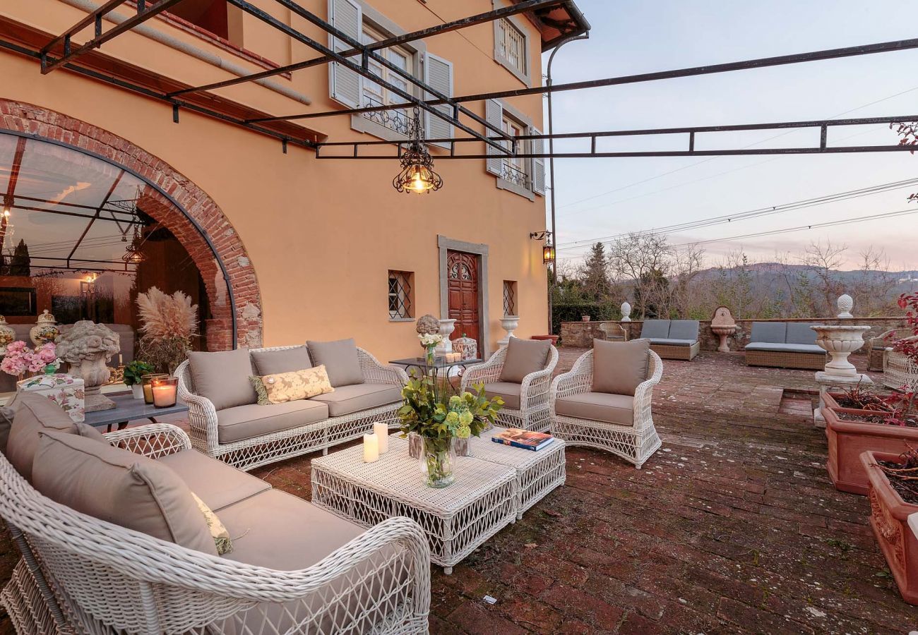 Villa a Maggiano - Charming & Luxury 10 Bedrooms VILLA MEDEA Close to the City Centre of Lucca