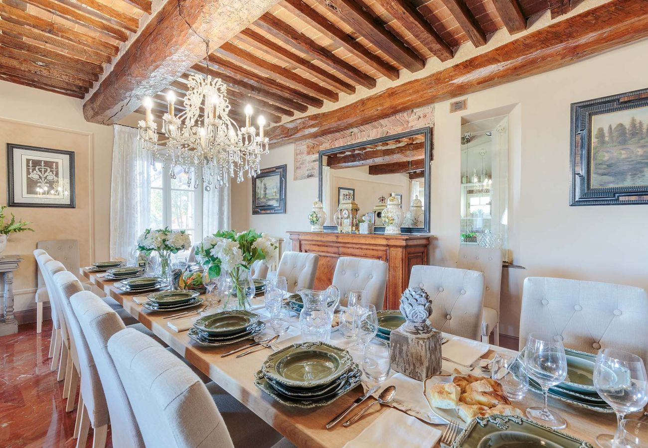 Villa a Maggiano - Charming & Luxury 10 Bedrooms VILLA MEDEA Close to the City Centre of Lucca