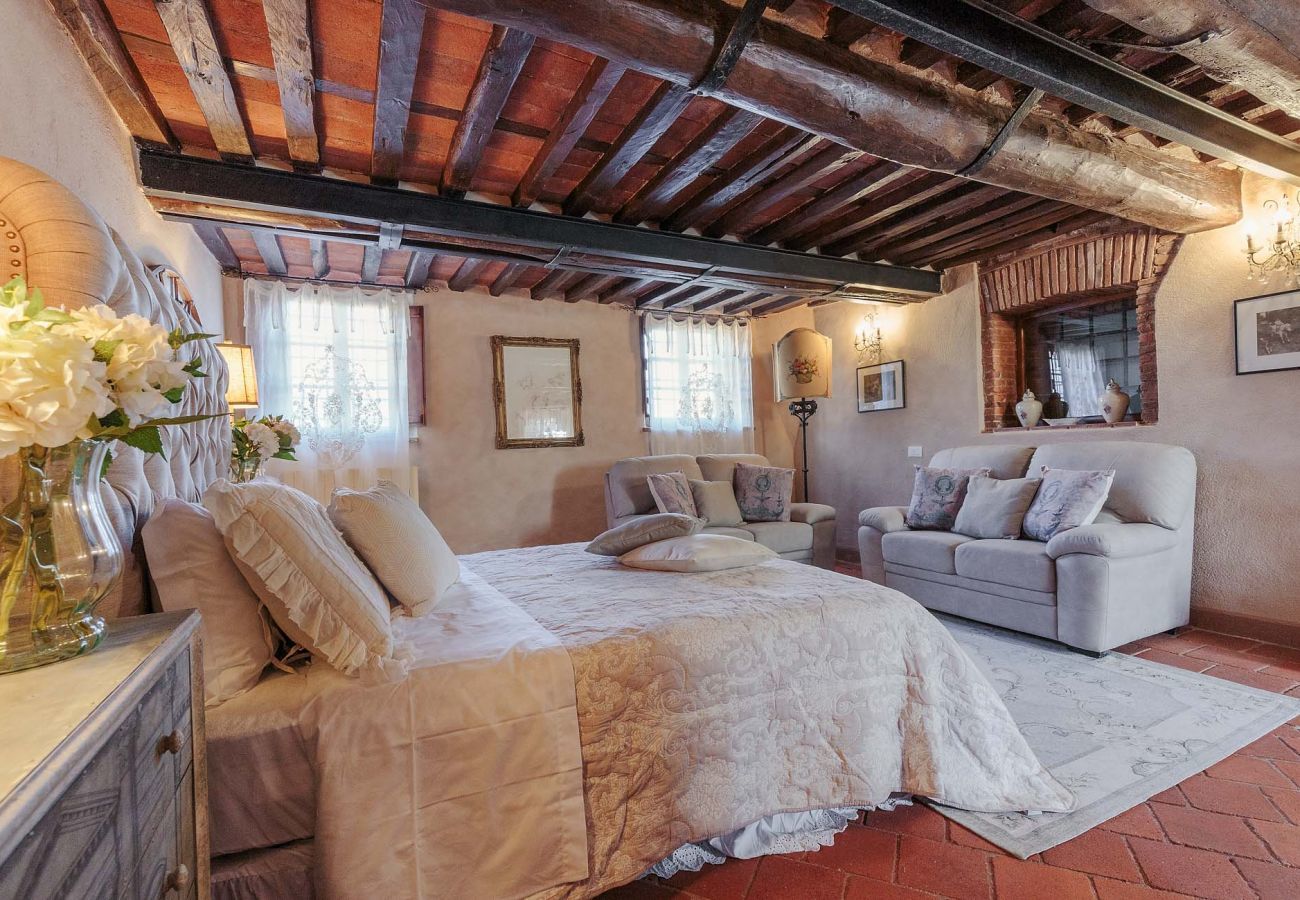 Villa a Maggiano - Charming & Luxury 10 Bedrooms VILLA MEDEA Close to the City Centre of Lucca