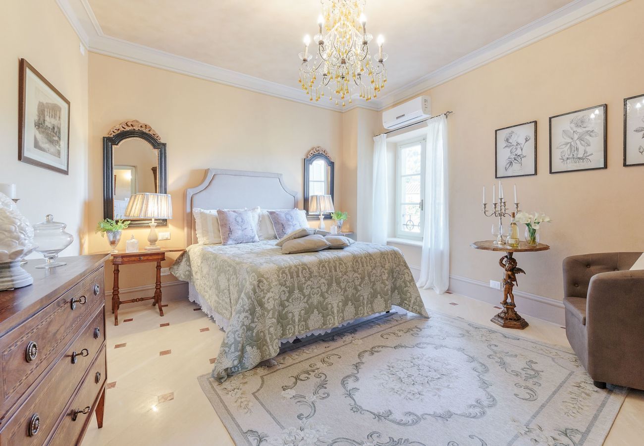 Villa a Maggiano - Charming & Luxury 10 Bedrooms VILLA MEDEA Close to the City Centre of Lucca