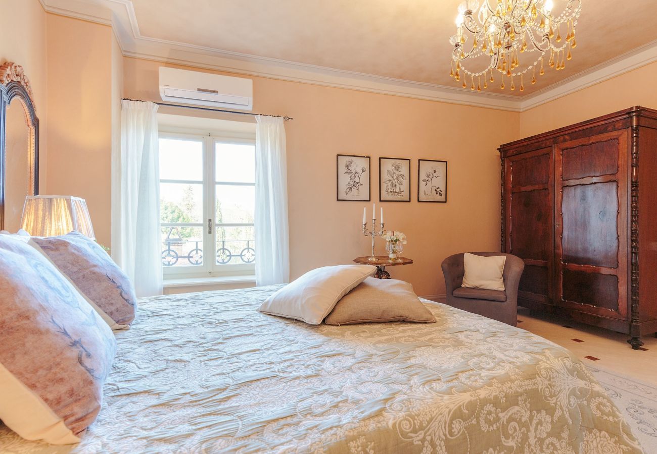 Villa a Maggiano - Charming & Luxury 10 Bedrooms VILLA MEDEA Close to the City Centre of Lucca