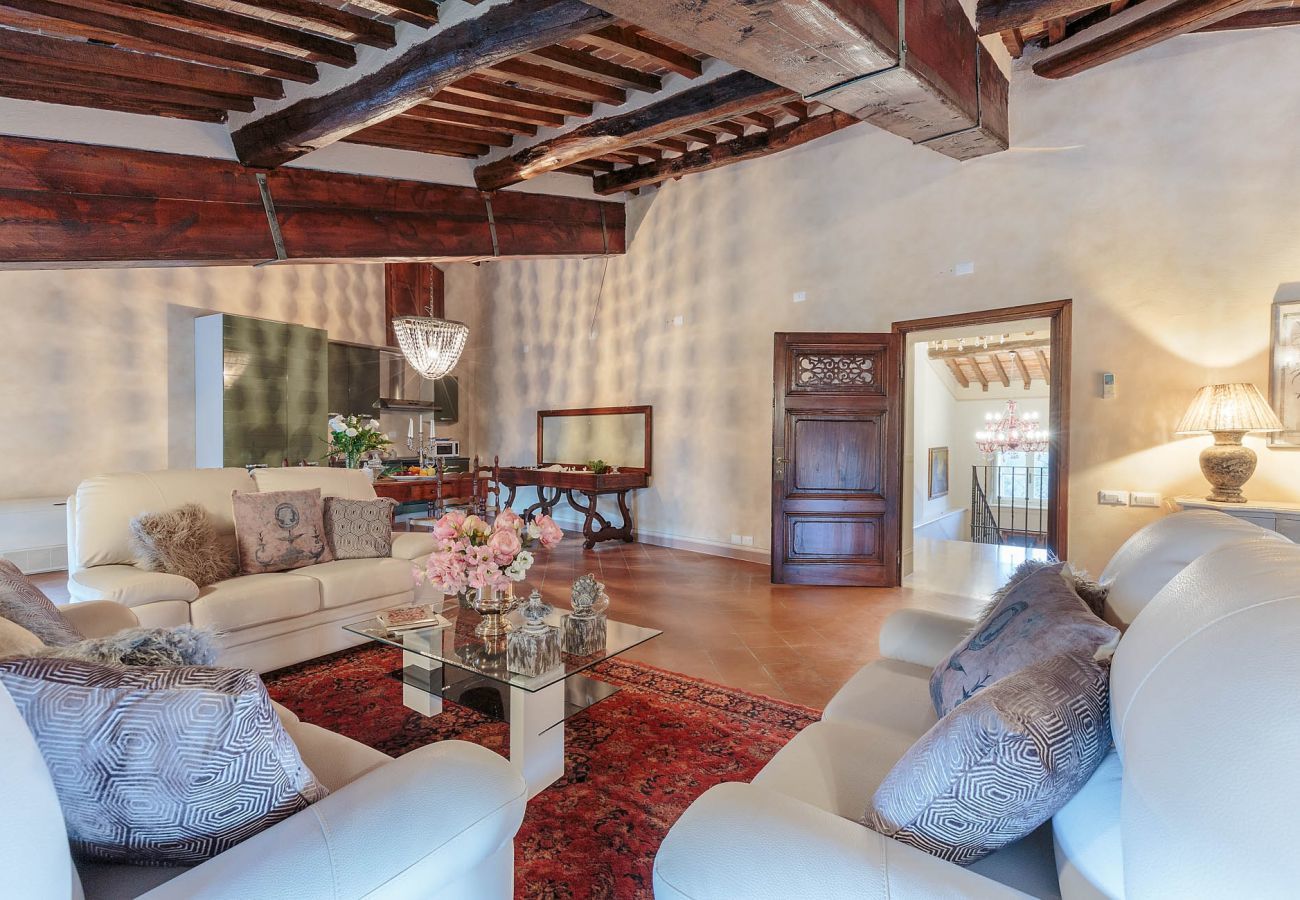 Villa a Maggiano - Charming & Luxury 10 Bedrooms VILLA MEDEA Close to the City Centre of Lucca