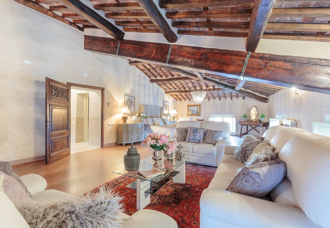 Villa a Maggiano - Charming & Luxury 10 Bedrooms VILLA MEDEA Close to the City Centre of Lucca