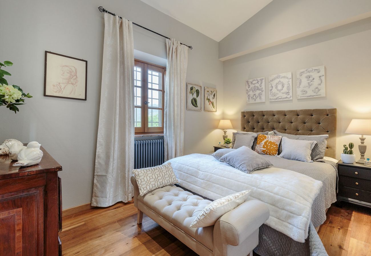 Villa a Camaiore - VILLA BEN, a Stylish Farmhouse with Private Pool and Amazing Views in Camaiore