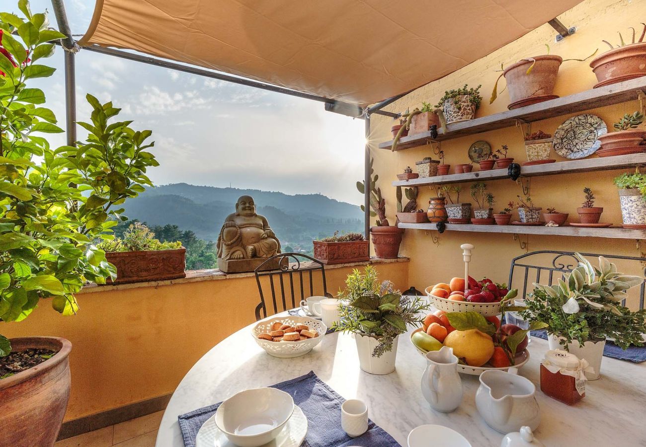 Villa a Camaiore - VILLA BEN, a Stylish Farmhouse with Private Pool and Amazing Views in Camaiore