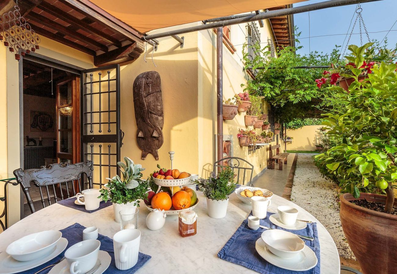 Villa a Camaiore - VILLA BEN, a Stylish Farmhouse with Private Pool and Amazing Views in Camaiore