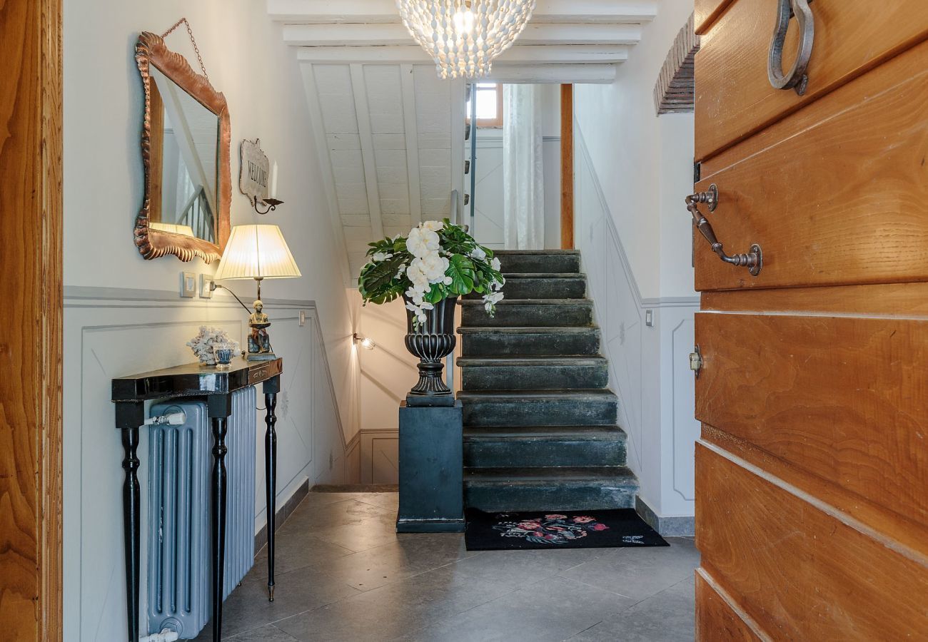 Villa a Camaiore - VILLA BEN, a Stylish Farmhouse with Private Pool and Amazing Views in Camaiore