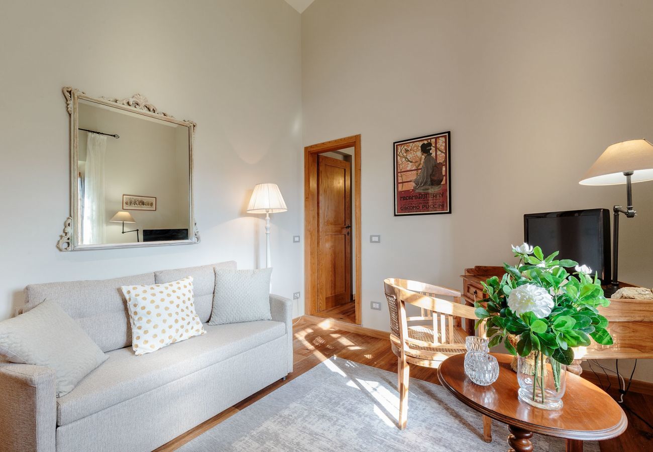 Villa a Camaiore - VILLA BEN, a Stylish Farmhouse with Private Pool and Amazing Views in Camaiore