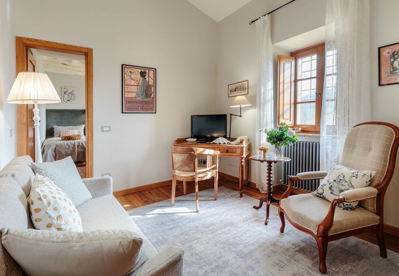 Villa a Camaiore - VILLA BEN, a Stylish Farmhouse with Private Pool and Amazing Views in Camaiore
