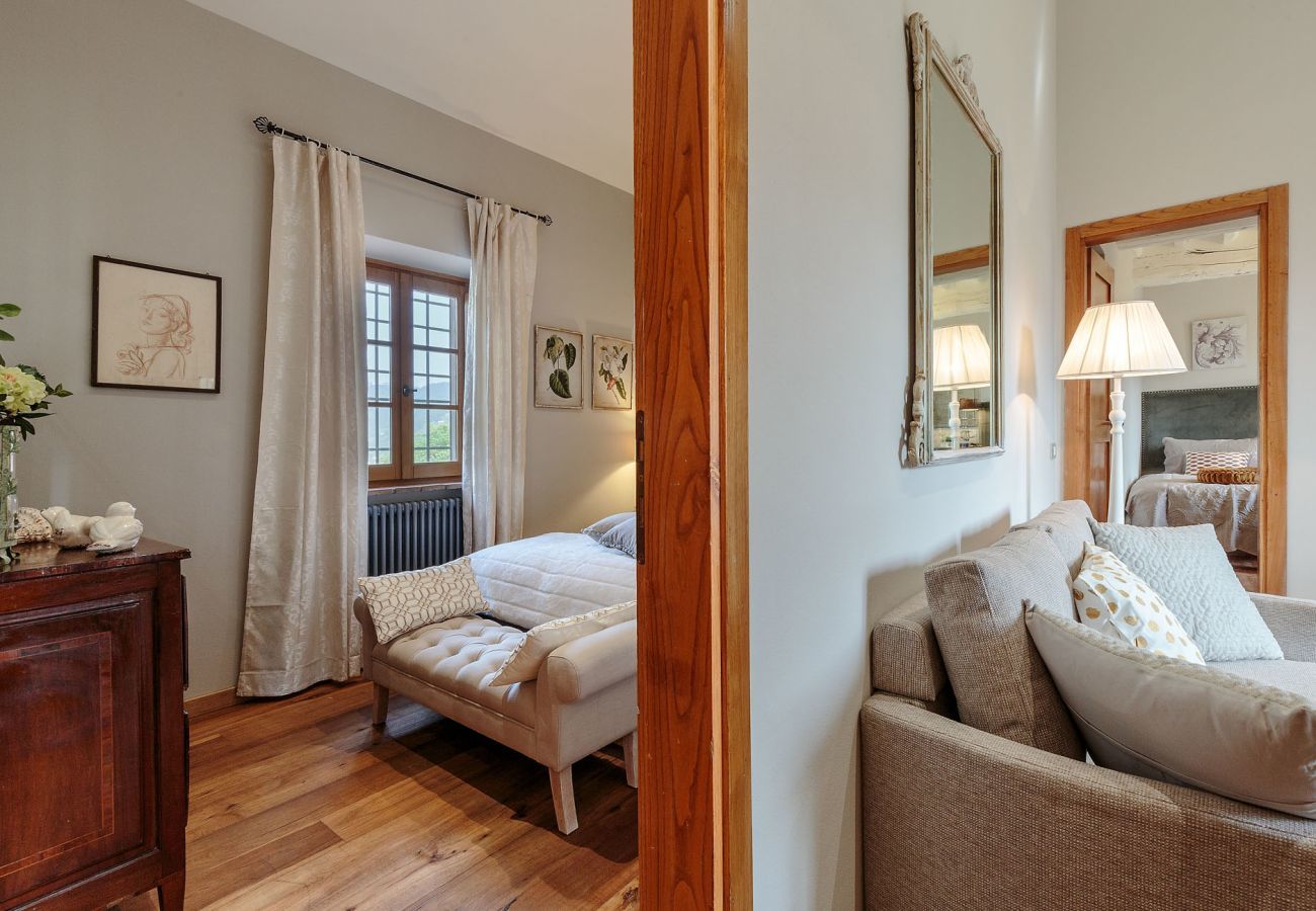 Villa a Camaiore - VILLA BEN, a Stylish Farmhouse with Private Pool and Amazing Views in Camaiore