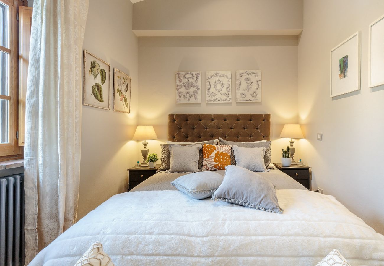 Villa a Camaiore - VILLA BEN, a Stylish Farmhouse with Private Pool and Amazing Views in Camaiore
