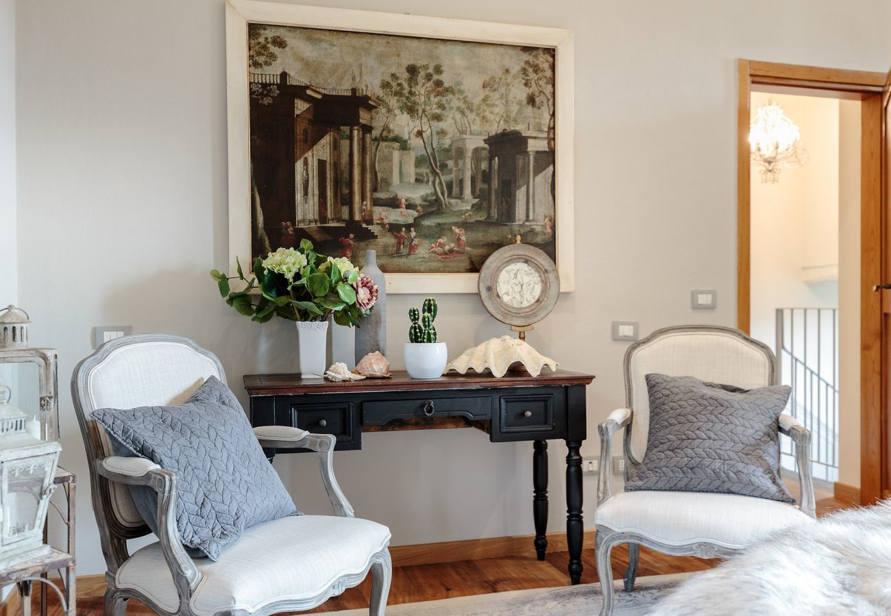 Villa a Camaiore - VILLA BEN, a Stylish Farmhouse with Private Pool and Amazing Views in Camaiore