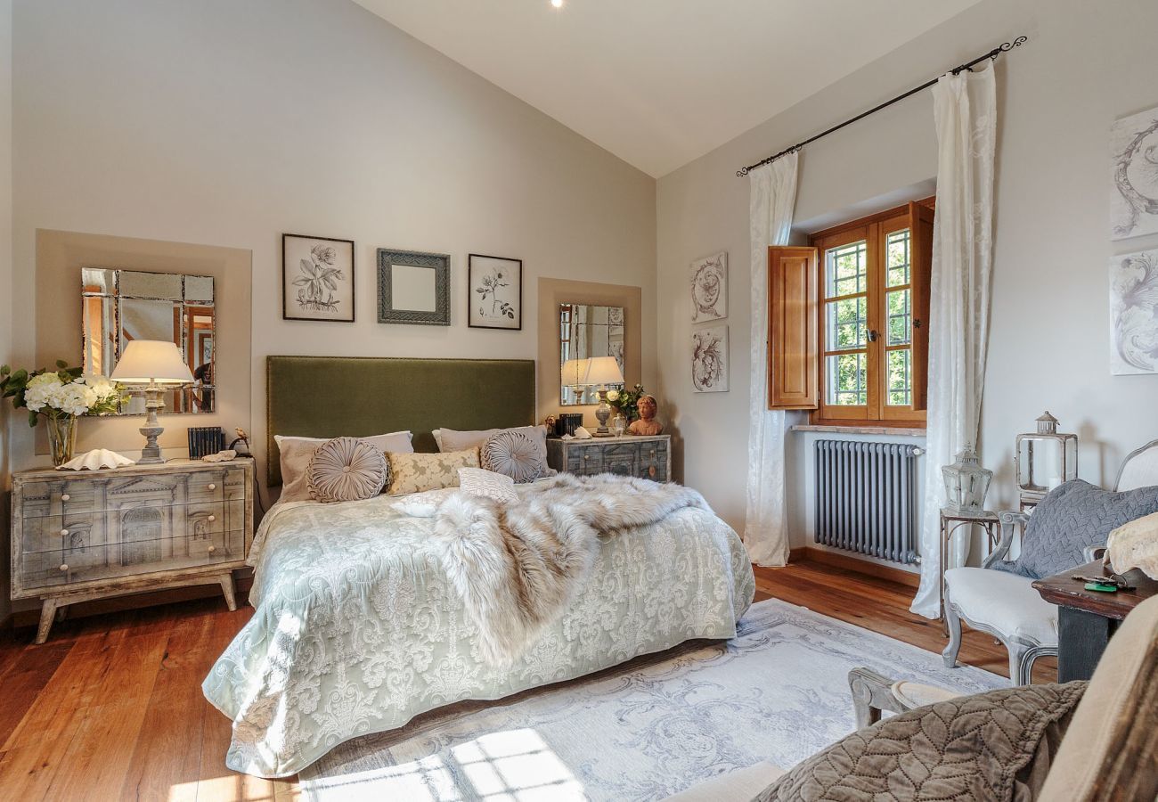 Villa a Camaiore - VILLA BEN, a Stylish Farmhouse with Private Pool and Amazing Views in Camaiore