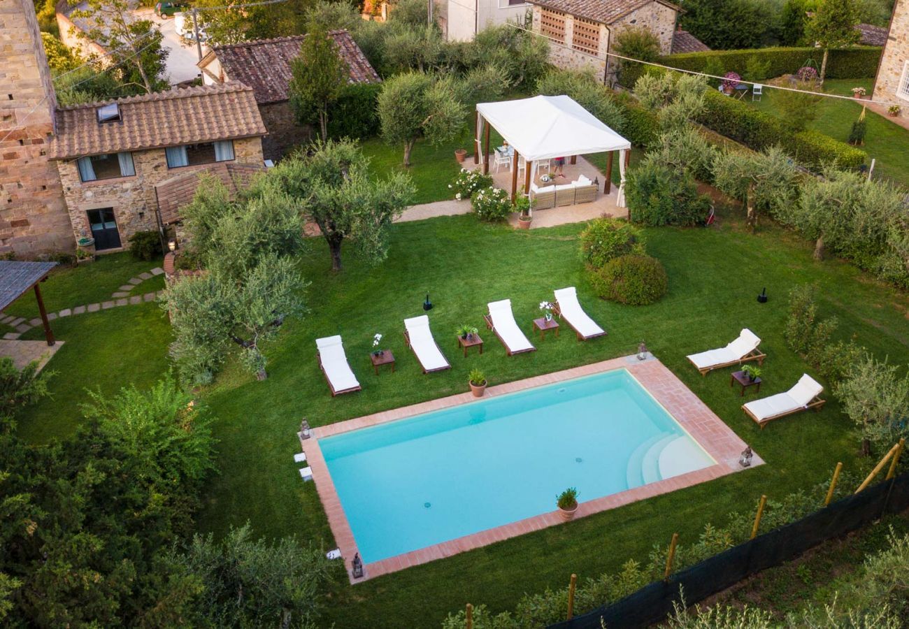 Villa a Capannori - Villa with Private Pool on the Lucca Hills in S. Andrea di Compito