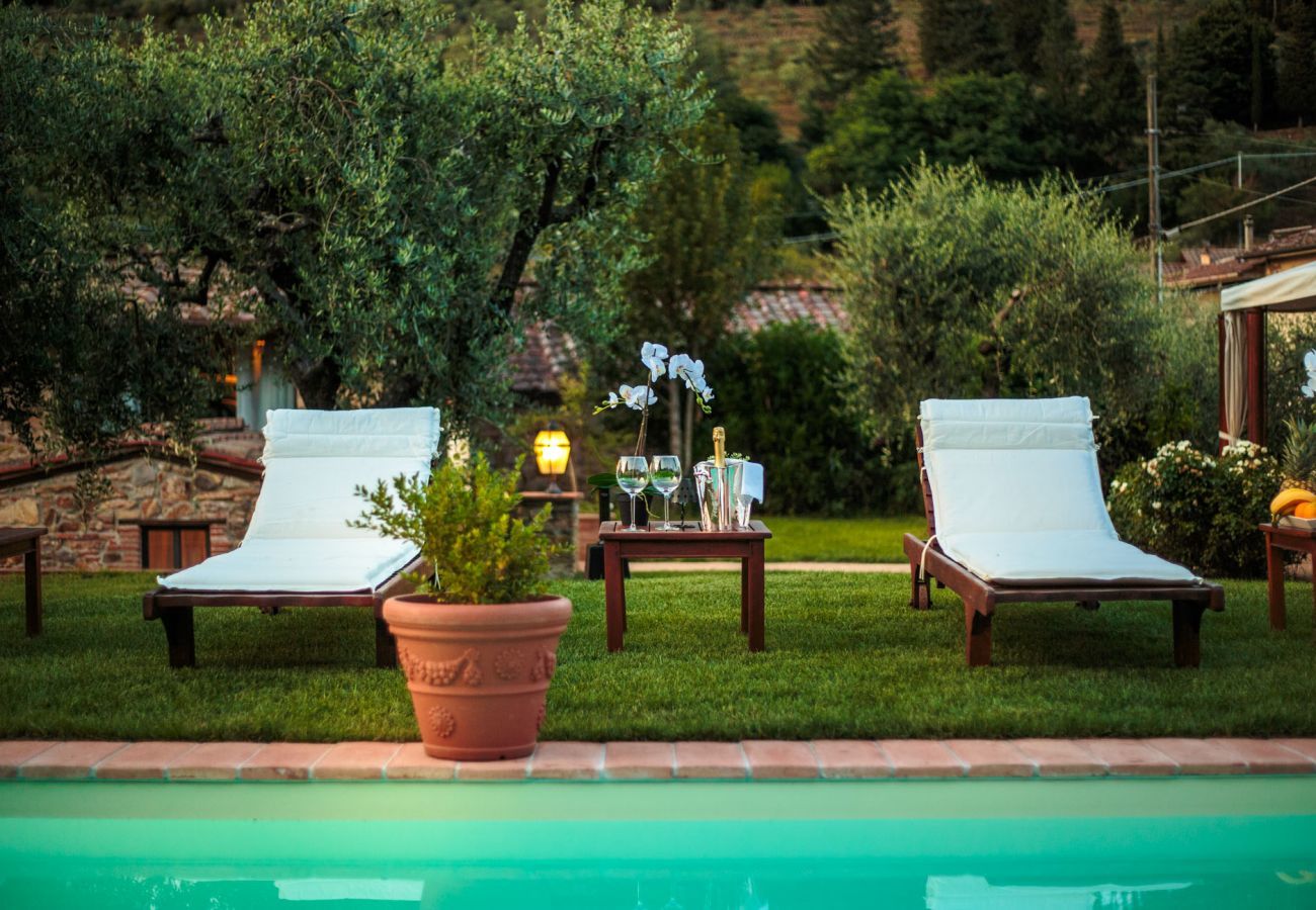 Villa a Capannori - Villa with Private Pool on the Lucca Hills in S. Andrea di Compito