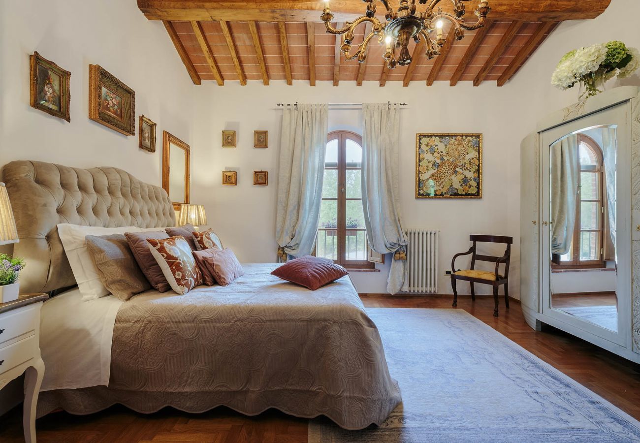 Villa a Orentano - 11 bedrooms Luxury Farmhouse, Private Pool, Jacuzzi, Private Tennis