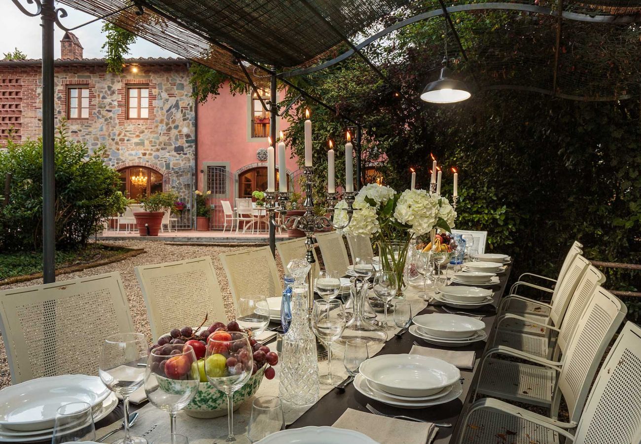 Villa a Orentano - 11 bedrooms Luxury Farmhouse, Private Pool, Jacuzzi, Private Tennis