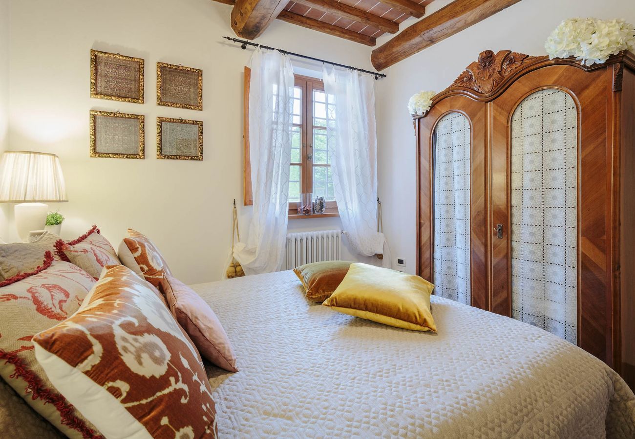 Villa a Orentano - 11 bedrooms Luxury Farmhouse, Private Pool, Jacuzzi, Private Tennis