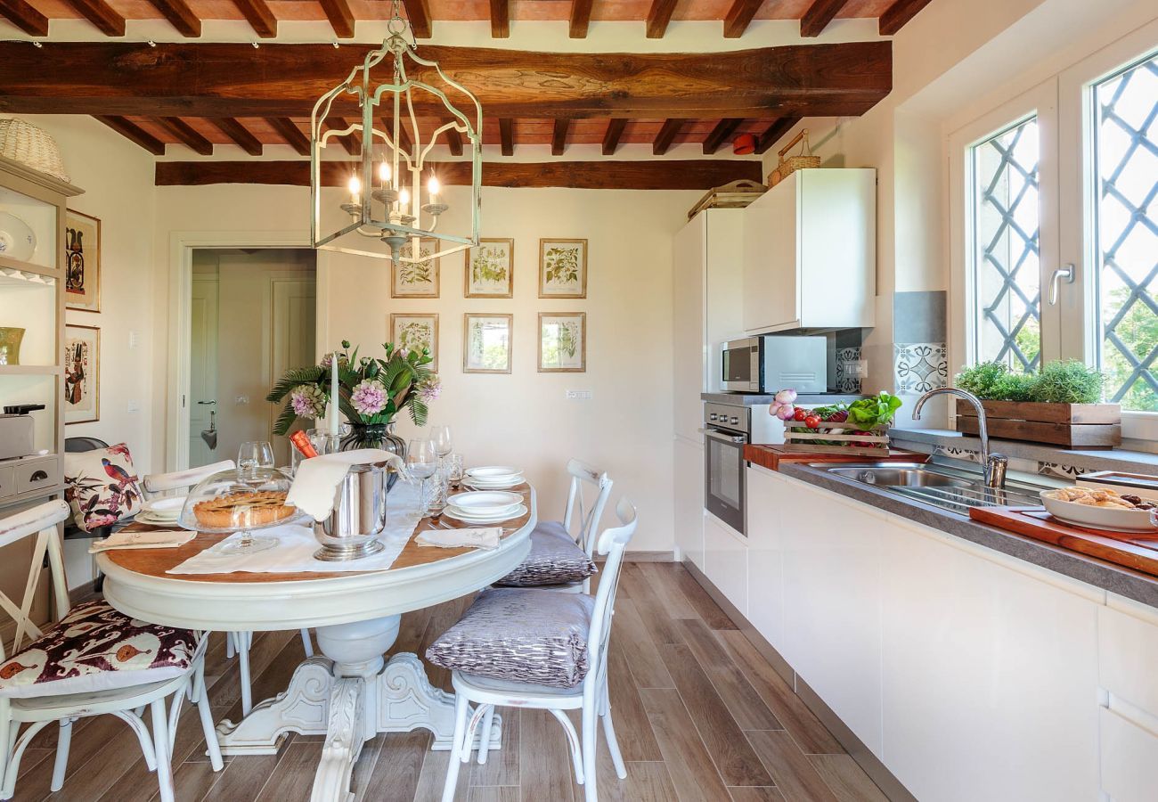 Villa a Capannori - VILLA PEMOLA a Luxury Farmhouse with Garden and bikes in Lucca Town