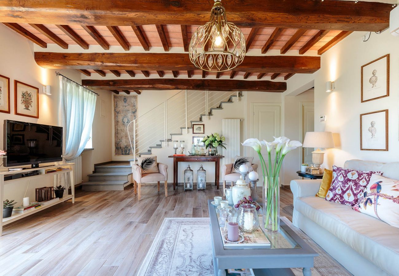 Villa a Capannori - VILLA PEMOLA a Luxury Farmhouse with Garden and bikes in Lucca Town