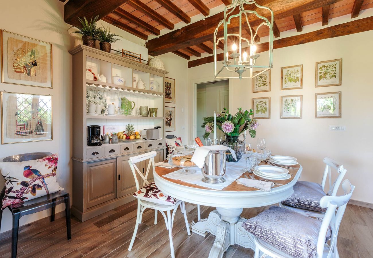 Villa a Capannori - VILLA PEMOLA a Luxury Farmhouse with Garden and bikes in Lucca Town