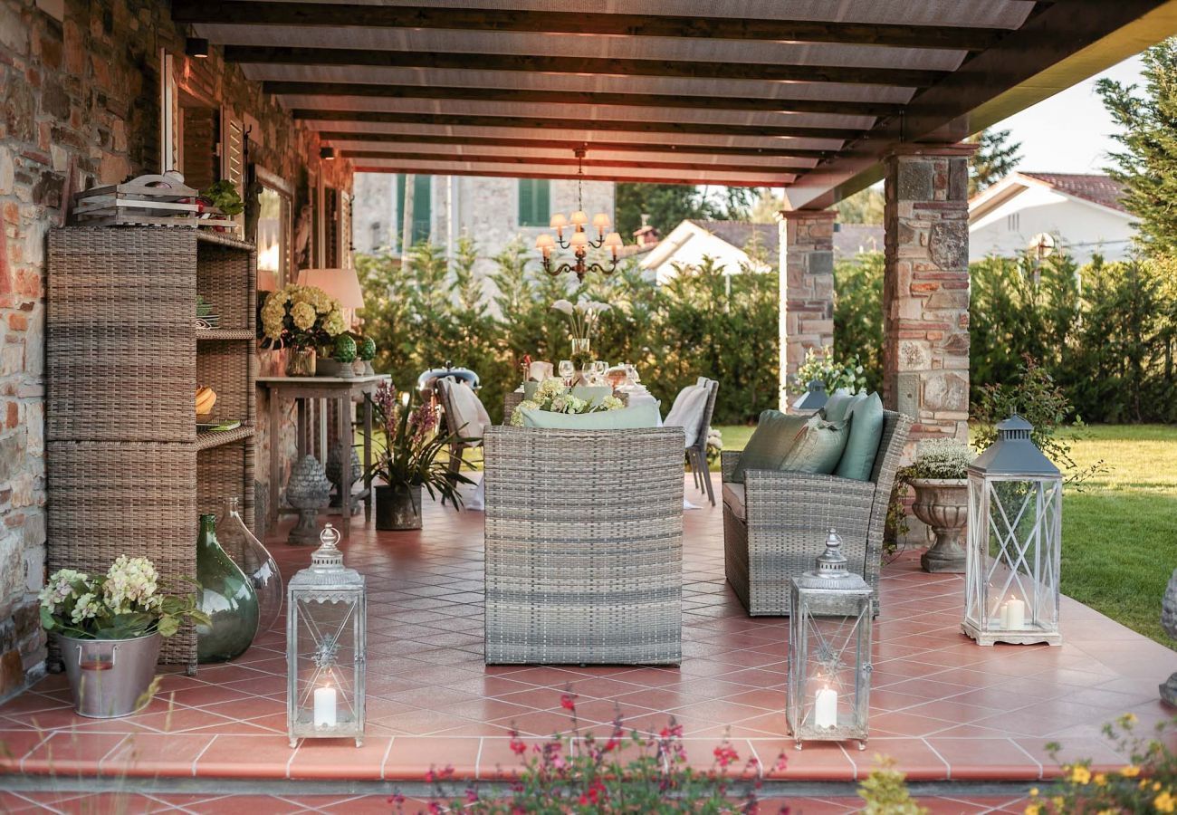 Villa a Capannori - VILLA PEMOLA a Luxury Farmhouse with Garden and bikes in Lucca Town