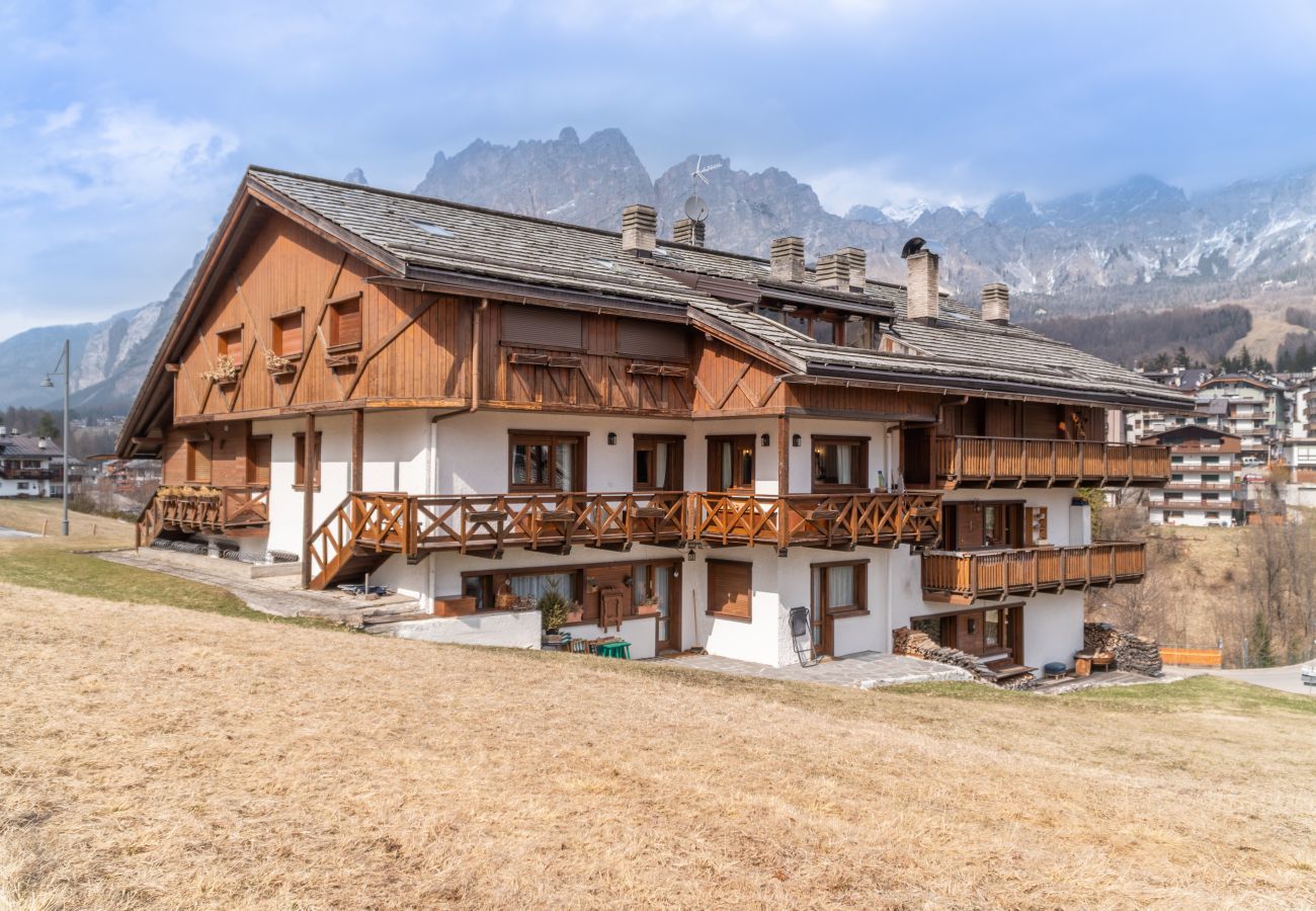 Casa a Cortina d´Ampezzo - Cortina Lodge Stunning View R&R