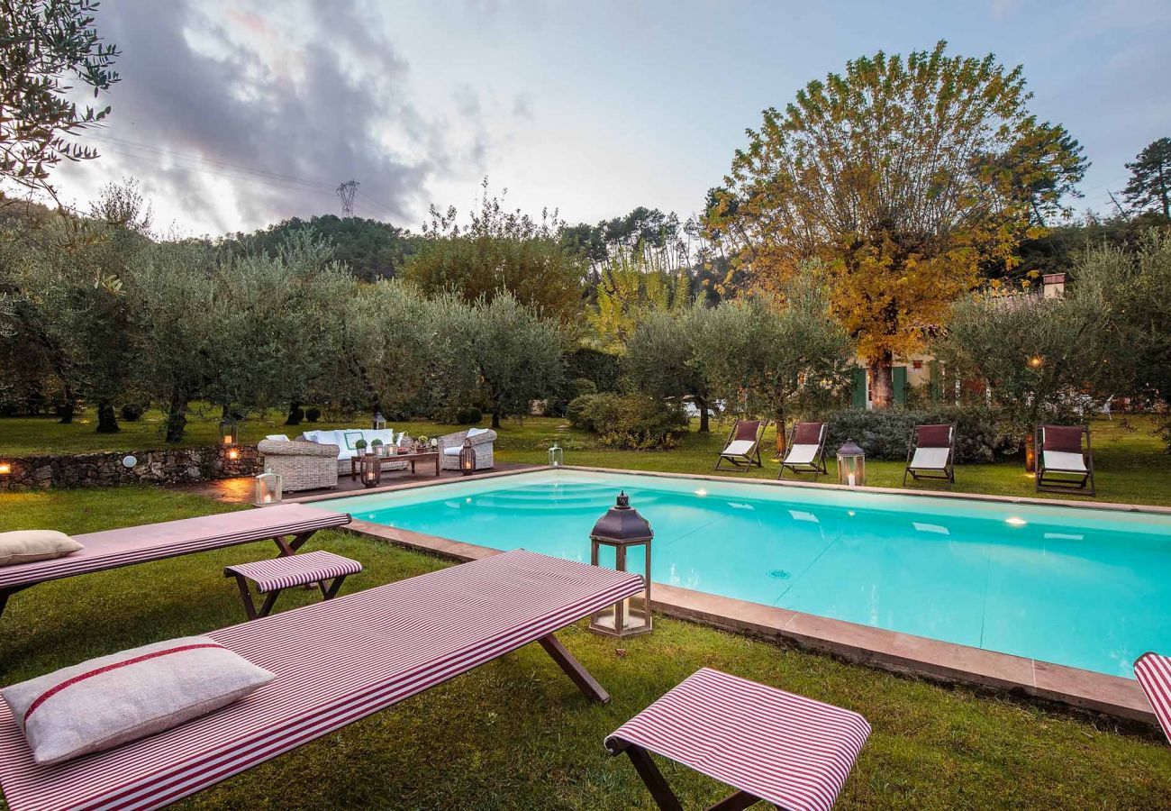 Villa a Camaiore - Villa Label