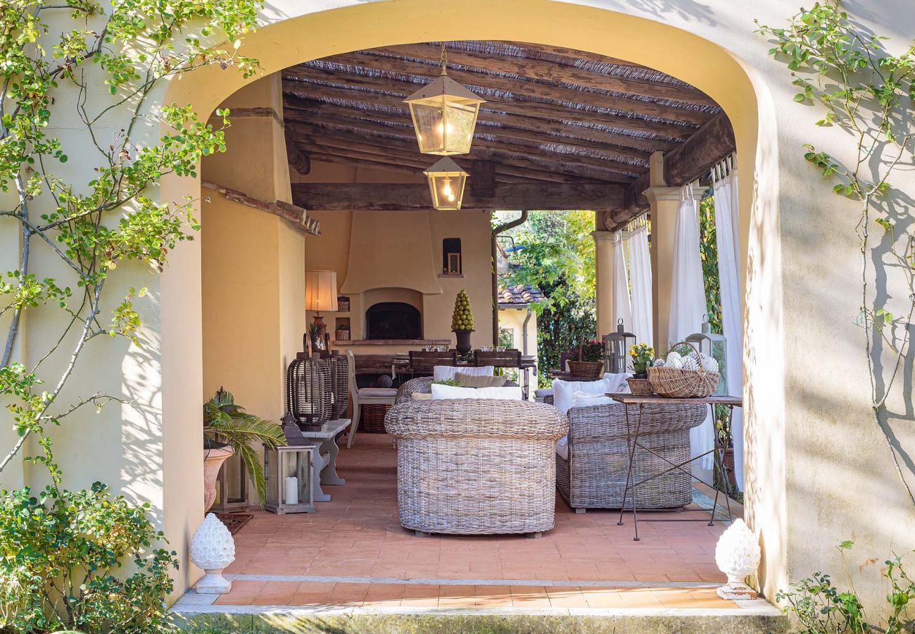 Villa a Camaiore - Villa Label