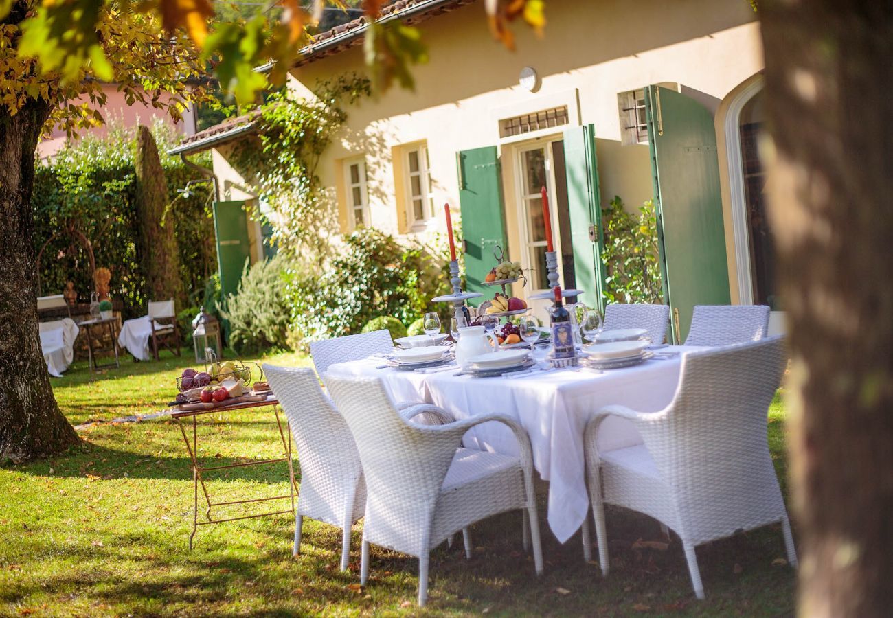 Villa a Camaiore - Villa Label