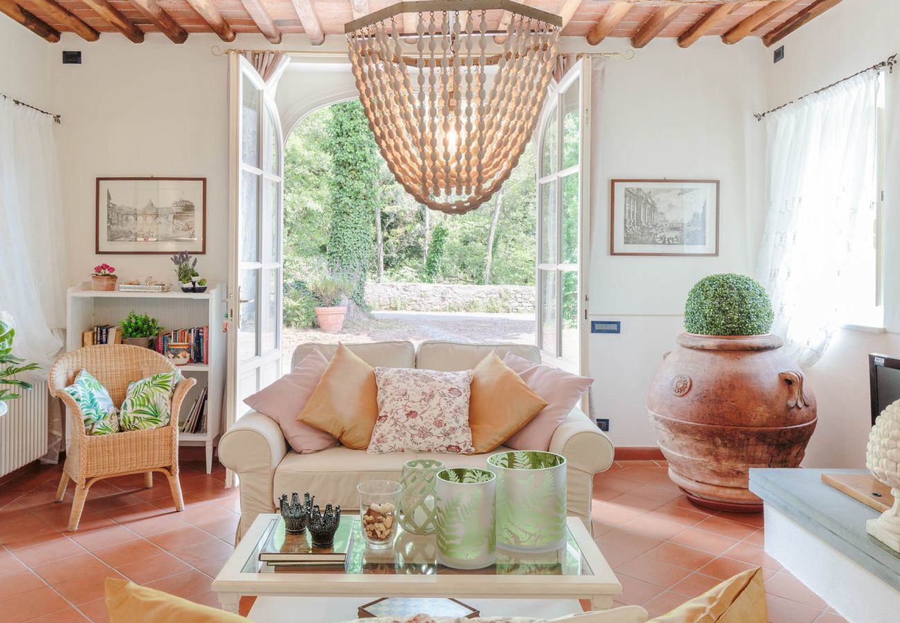 Villa a Pieve di Compito - Villa Coccinelle