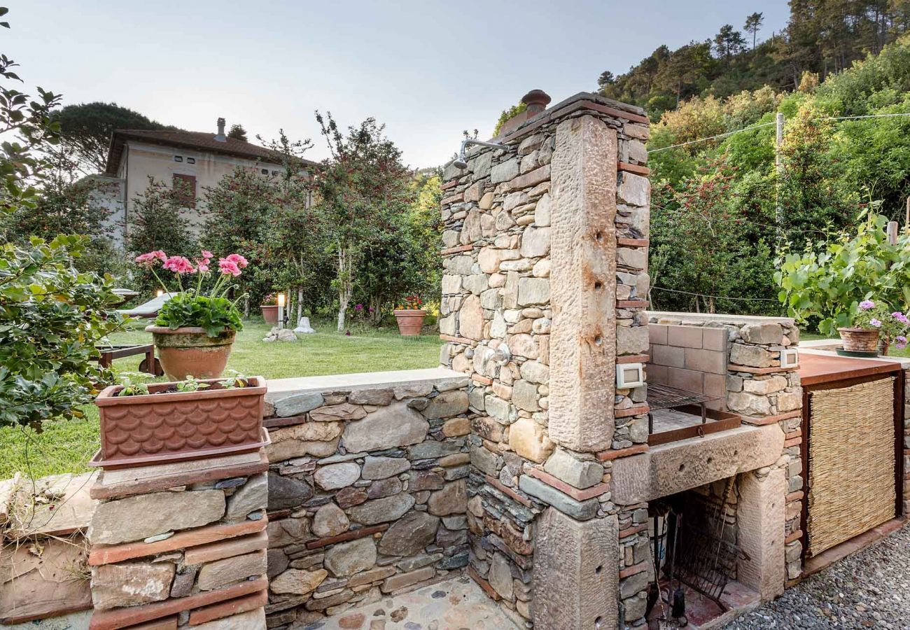 Villa a Pieve di Compito - Villa Coccinelle