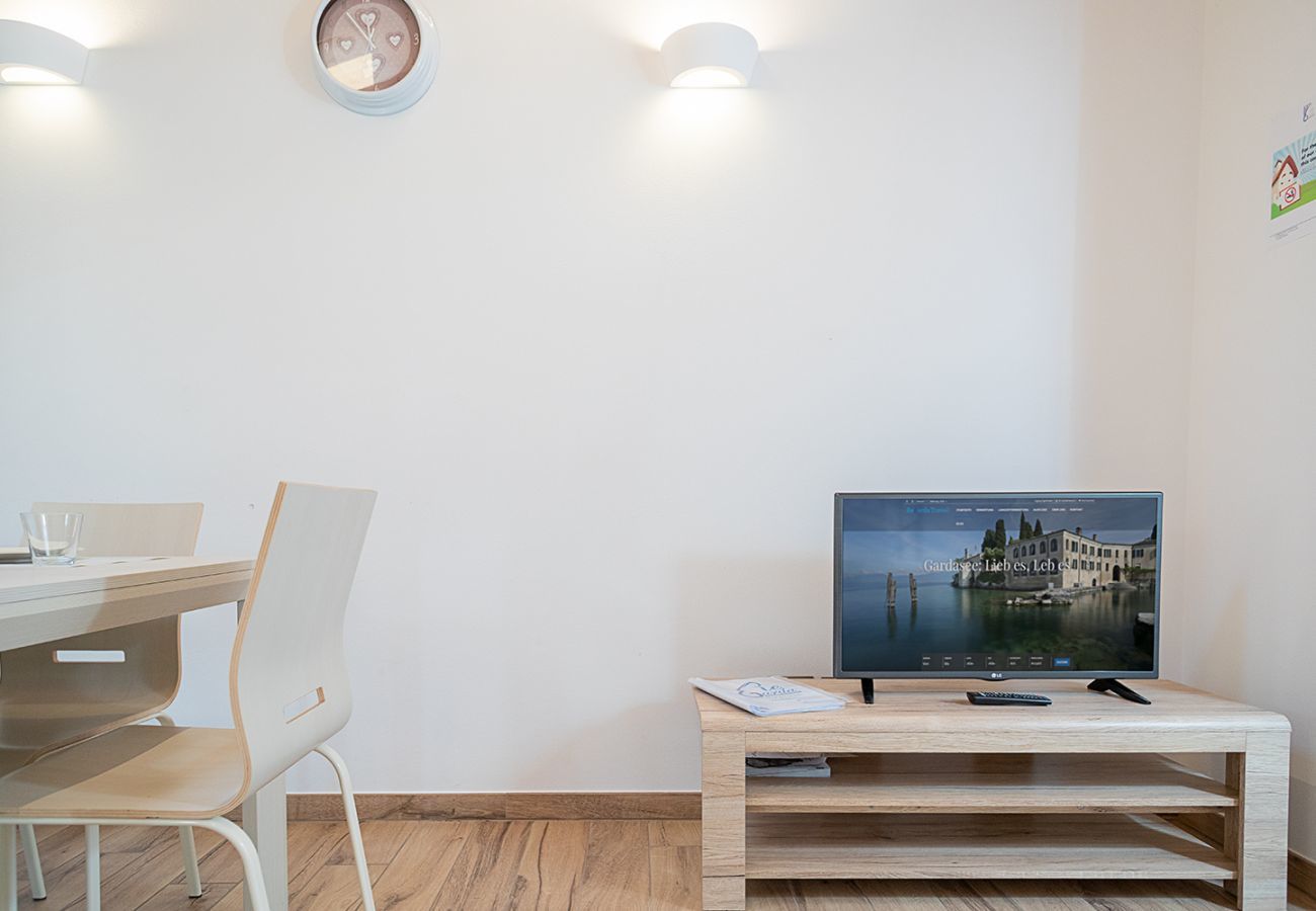 Casa a Bardolino - Regarda - romantico rustico Casa Rossa 2 con wifi e aria condizionata