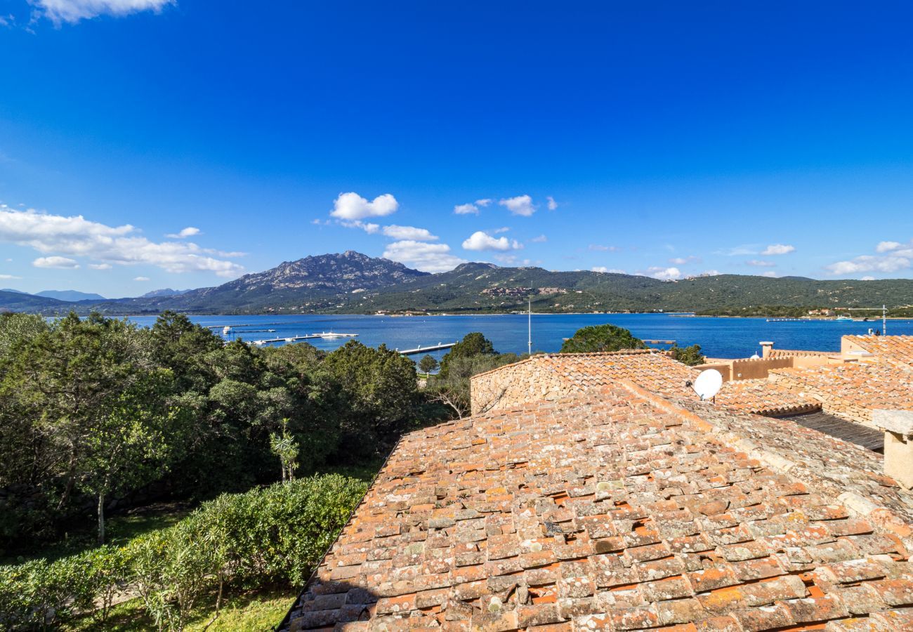 Appartamento a Porto Rotondo - Caletta 16 - flat con piscina e vista panoramica