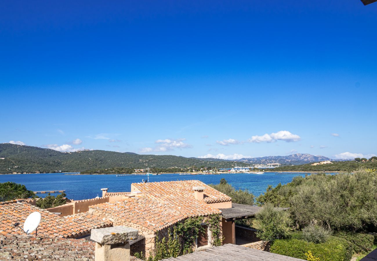 Appartamento a Porto Rotondo - Caletta 16 - flat con piscina e vista panoramica